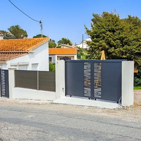 Nyaraló Holiday Poincare By Interhome